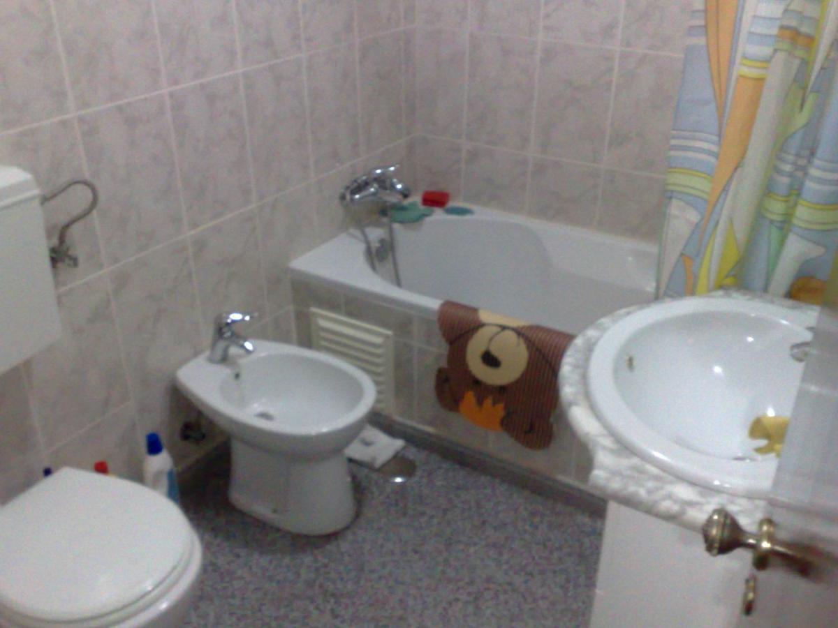 Room Villa Ribeiro Pilgrims Way To Santiago Bike A Garage For Marinhas Esposende Extérieur photo