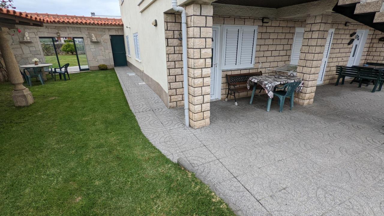 Room Villa Ribeiro Pilgrims Way To Santiago Bike A Garage For Marinhas Esposende Extérieur photo