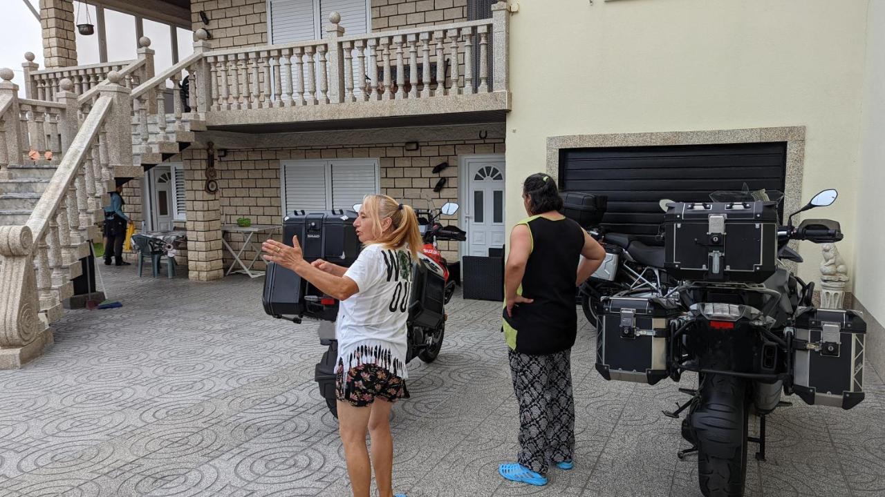 Room Villa Ribeiro Pilgrims Way To Santiago Bike A Garage For Marinhas Esposende Extérieur photo